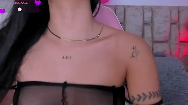 Zaray_star Chat XXX in diretta