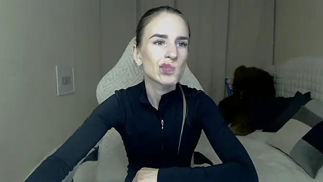 DeboraHorny live XXX chat