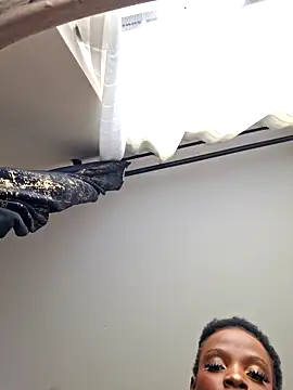 Chat XXX ao vivo de Kamdollie