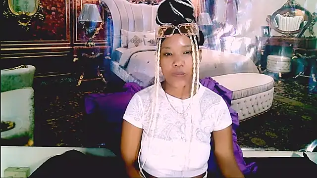 EroticSexyPrada Live XXX-Chat