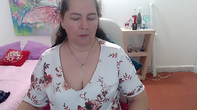 leonela_69 Chat XXX in diretta