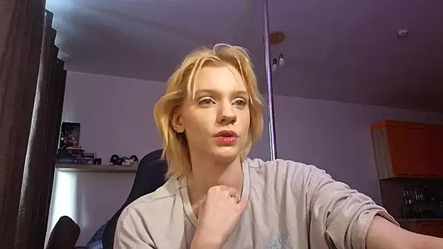 AuraNevera's Live XXX Chat