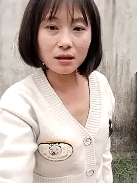 Chat +18 de linda_bae00 ao vivo