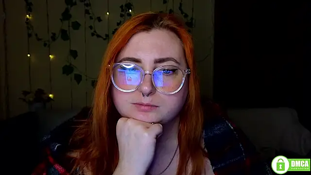 Chat +18 de Alicia_love00 ao vivo