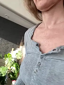 Chat XXX en directo de AnnikaRose