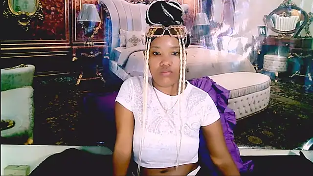 EroticSexyPrada Chat XXX in diretta