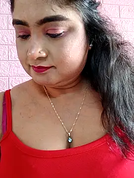 hornyriyanka's Live XXX Chat