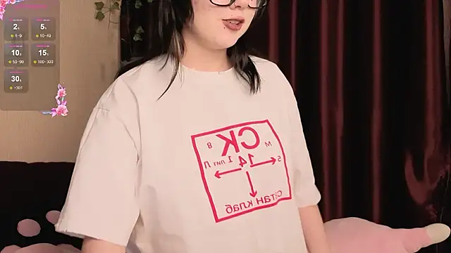 IrisSoCute's Live XXX Chat