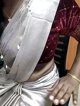 Tamilmallu-duskygirl03's Live XXX Chat