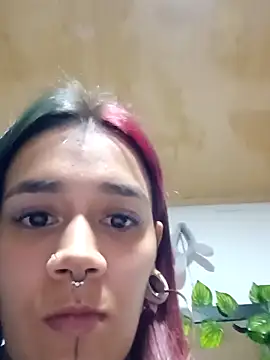 SharonSalazar 即時 XXX 聊天