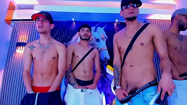 Chat XXX en directo de The_Gods_In_Diamonds