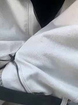 YoungSkinnyBoy20 Webcam show