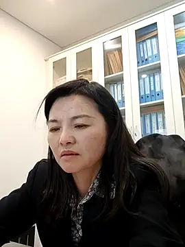 ialnuyoa_h Chat XXX in diretta