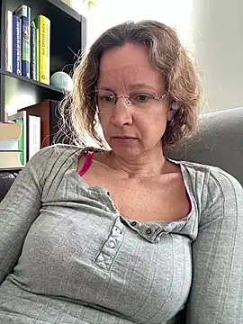 Chatroom XXX en direct de AnnikaRose