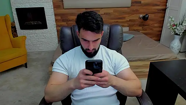 XXX chat uživo modela MicahLane