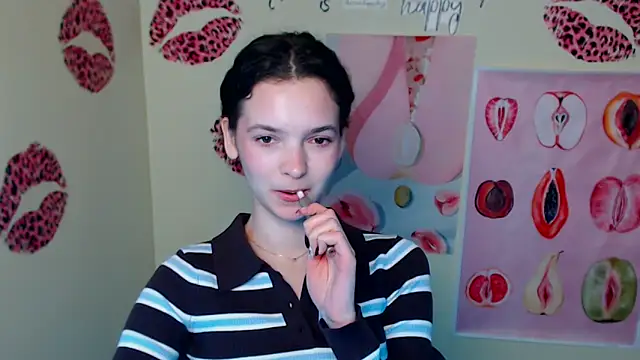 _SusieSu_'s Live XXX Chat