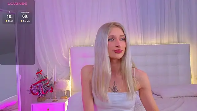 Monica_Leen live XXX chat