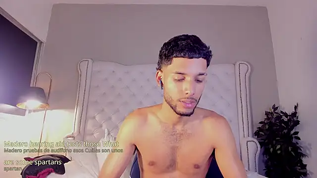 Thiagoferreti: онлайн-секс-чат