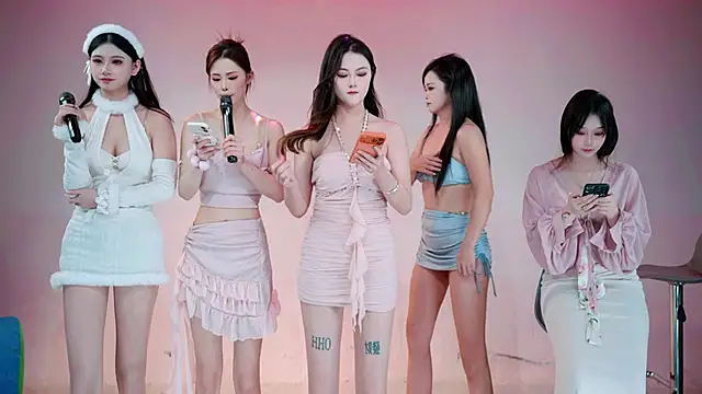 NEW-DAY's Live XXX Chat