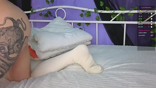 Scarlettsrorm 现场XXX聊天