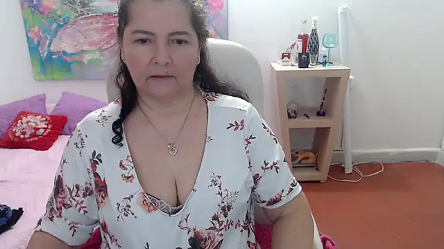 leonela_69 – webcam-show