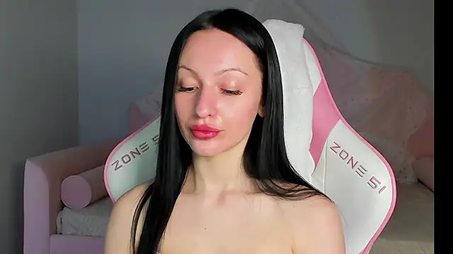 NaomiBlakesのライブXXXチャット