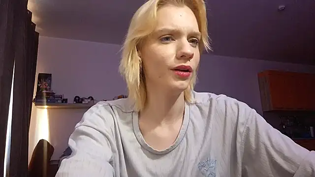 AuraNevera's Live XXX Chat