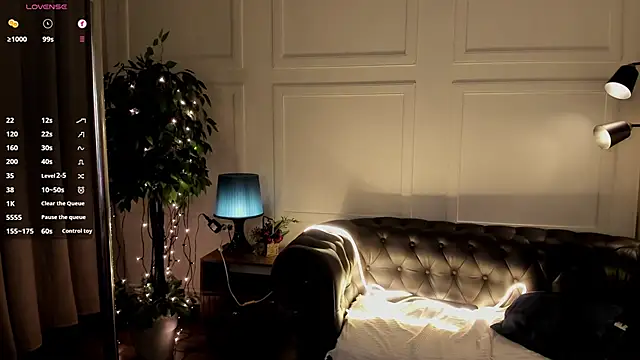 Dark_Moni Live XXX-chat