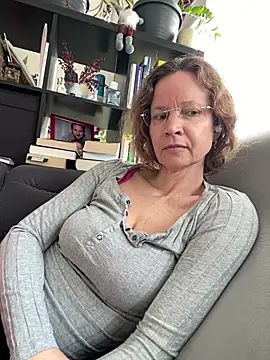 AnnikaRose 现场XXX聊天