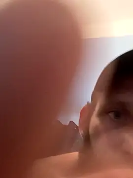 freemindedguyuk 라이브 XXX 채팅