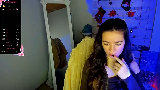 دردشة Bella_XO الجنسية المباشرة