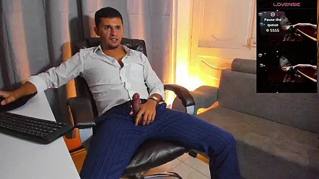 Hideintheoffice Live XXX-Chat