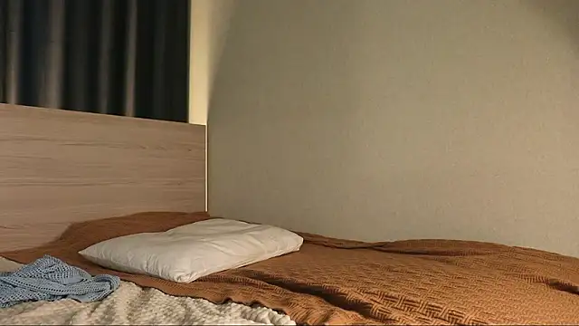 NessaDay élő XXX-chatje