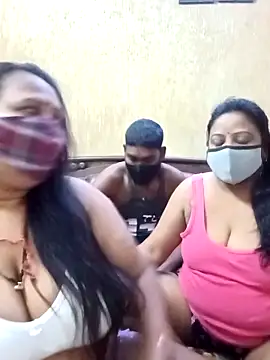 LoveOnStream's Webcam Show