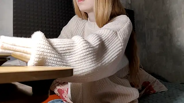 LiaVibes' Live XXX Chat