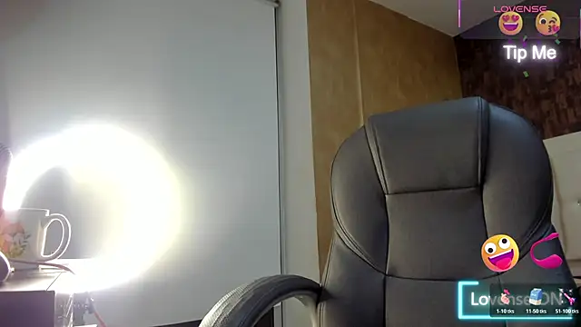 XXX chat uživo modela katty__collins