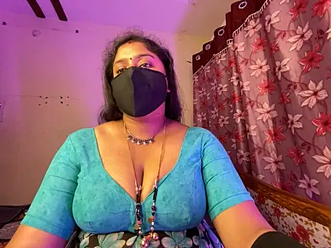 Chatroom XXX en direct de LouleyRanii