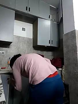 PUNAM456 – Naživo XXX chat