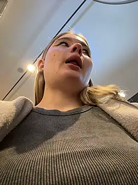 VineraSweet: απευθείας συνομιλία ΧΧΧ