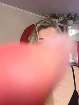 Nayvessa Chat XXX live