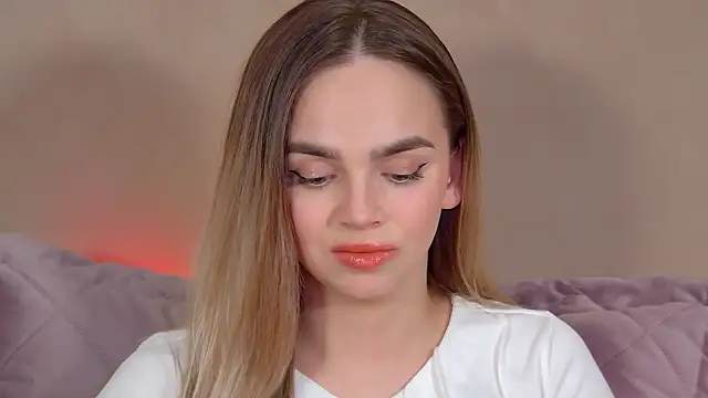 AnitaVenture 即時 XXX 聊天