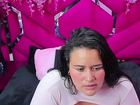 Chatroom XXX en direct de Atena_Glow_