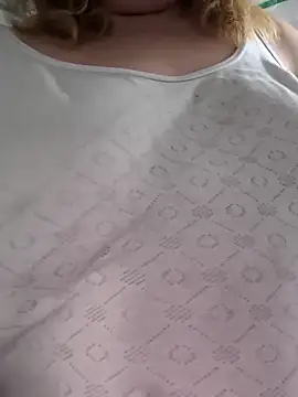 jusichka's Live XXX Chat