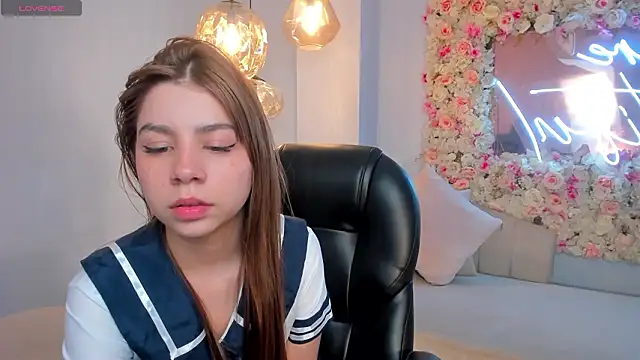 TiffannySins লাইভ XXX চ্যাট