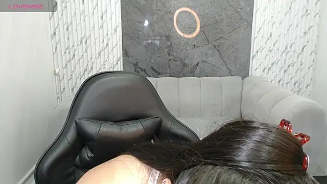 Ivony18_b 现场XXX聊天