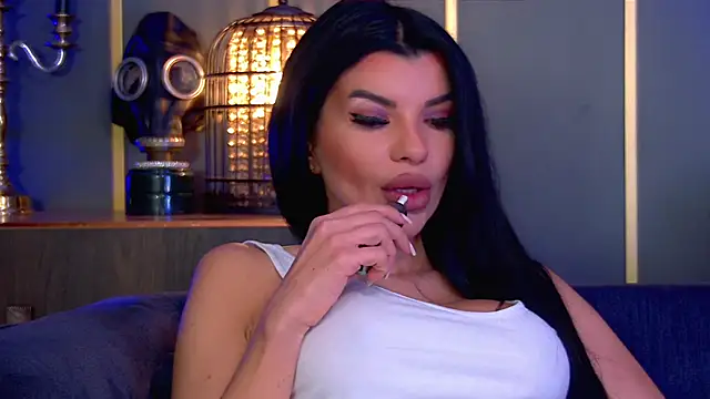 EleniaDevons' Live XXX Chat