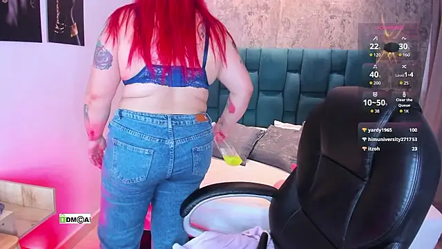 Bellavelvet_1 élő XXX-chatje