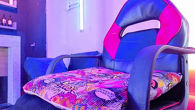 Czat XXX na żywo – nova_salvatore