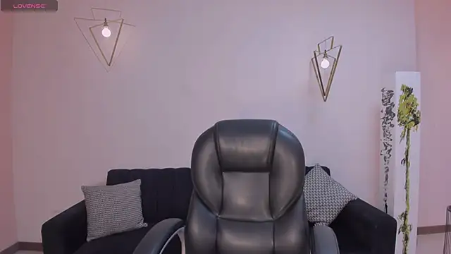 BellaThompsonX's Live XXX Chat