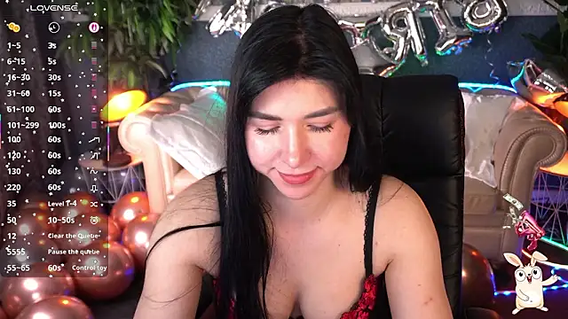 EmilyCandyy 现场XXX聊天